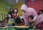 Yayasan-Kemala-Bhayangkari-Daerah-Jatim-Bagikan-Makan-Bergizi-di-Sidoarjo